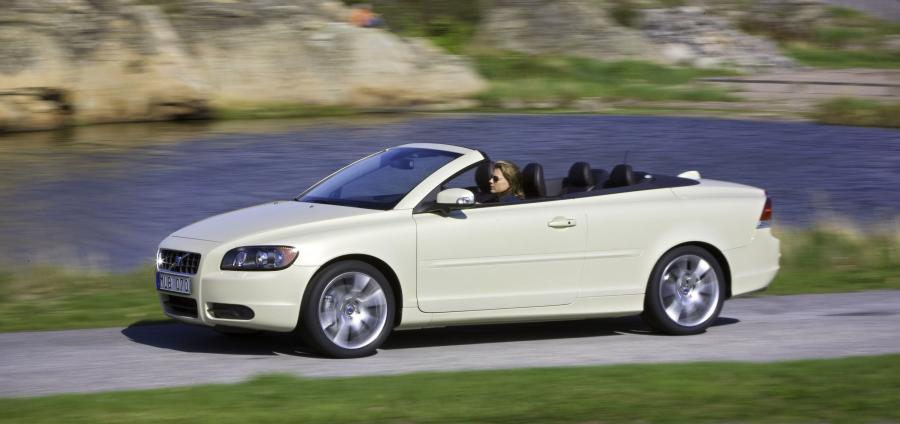  Volvo C70 T5 2009 года  (фото 19 из 45)